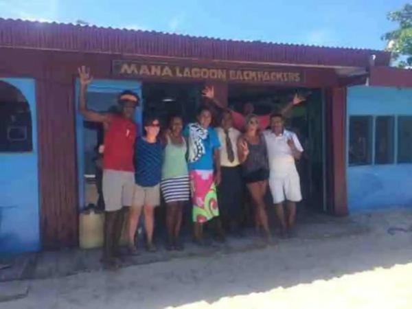 Mana Lagoon Backpackers Villa Exterior foto
